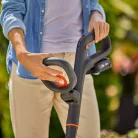 Gardena EasyWeed Akkumulátoros 
fugatisztító 1800/18V P4A akkumulátorral