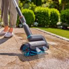 Gardena AquaBrush Akkumulátoros 
tisztító Patio 03/18V P4A akkumulátor nélkül