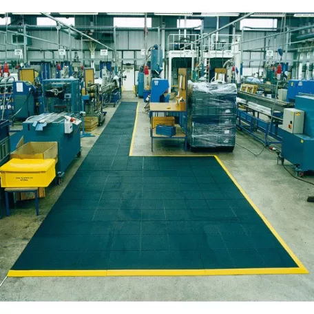 Solid Fatigue Step padlórács (fekete) 3174