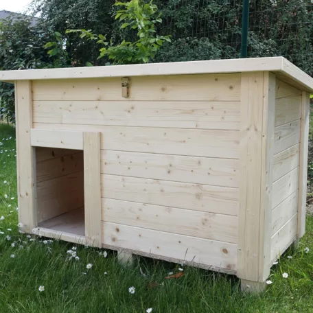 Milou kutyaház (85 × 75 × 71 cm)