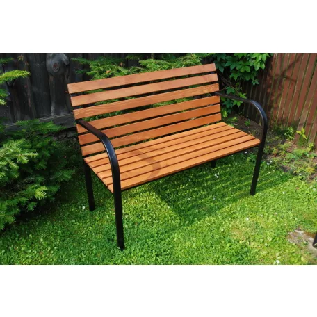 ROJAPLAST fenyőfából készült, fém szerkezetű kerti pad, 122 cm  97/18